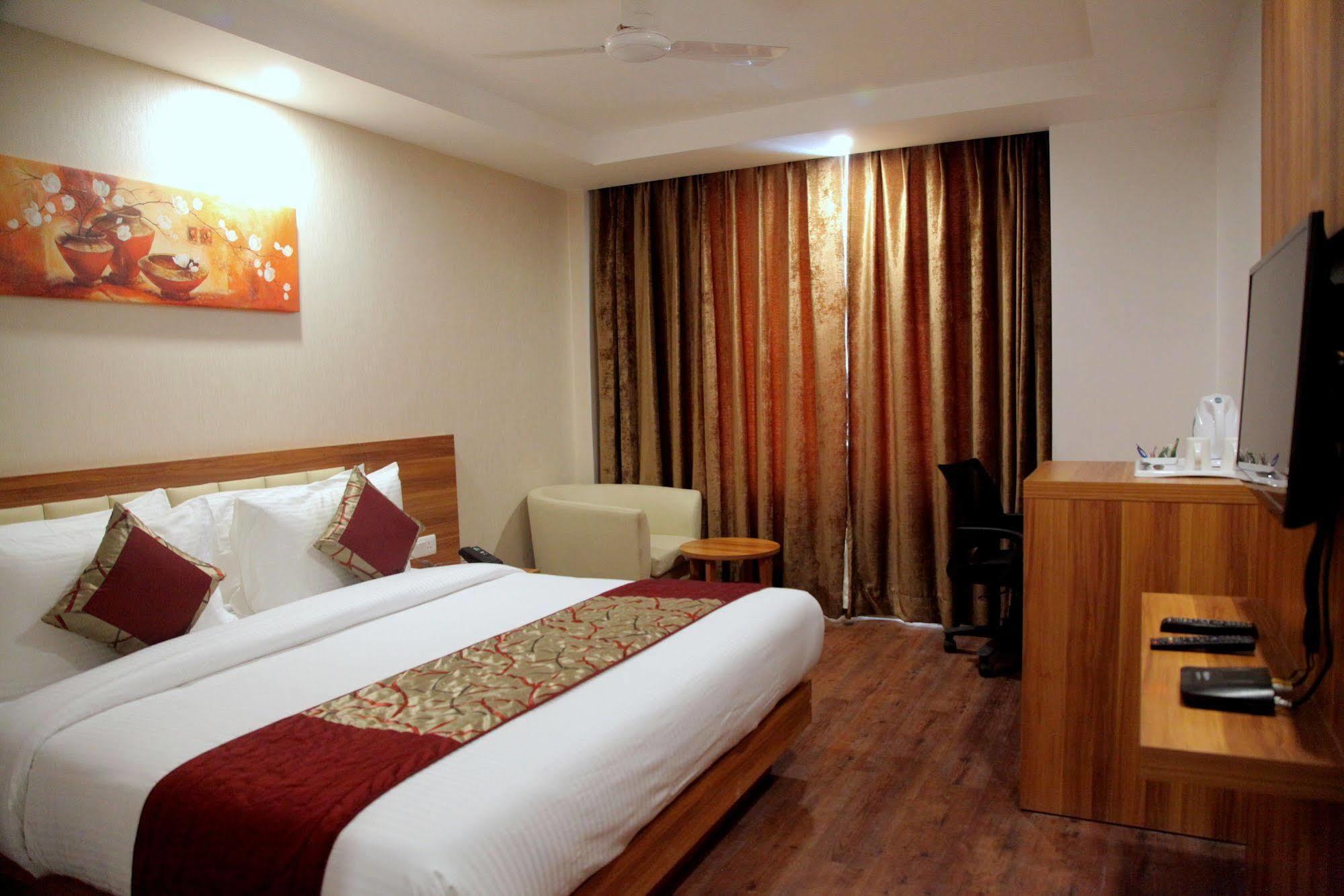 Le Roi Jammu - Near Jammu Railway Station Hotel Exterior photo