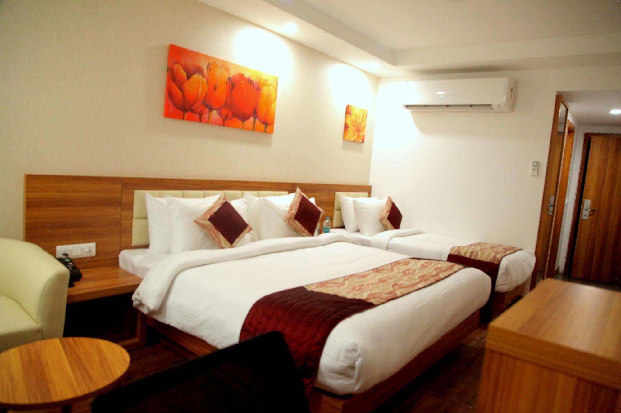 Le Roi Jammu - Near Jammu Railway Station Hotel Exterior photo